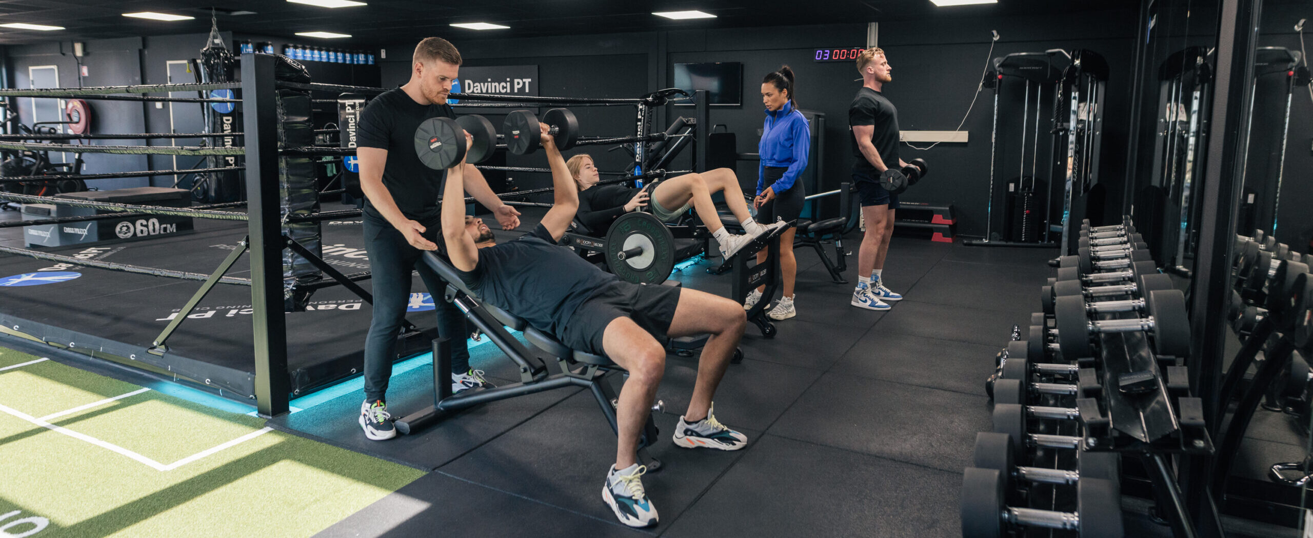 De trainers van Davinci PT - Waar passie, ervaring en persoonlijke aandacht samenkomen voor jouw doelen