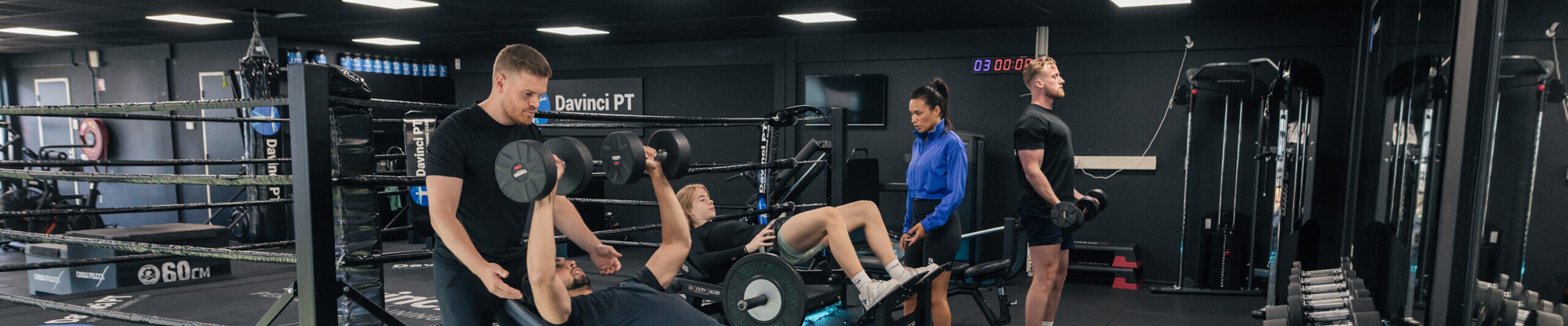 De trainers van Davinci PT - Waar passie, ervaring en persoonlijke aandacht samenkomen voor jouw doelen
